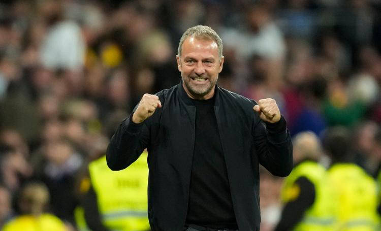 荣耀的开启！弗里克领航巴萨迎来“梦四”新篇章